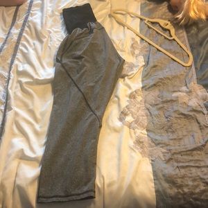 Jessica Simpson stretch pants. Bundle and save